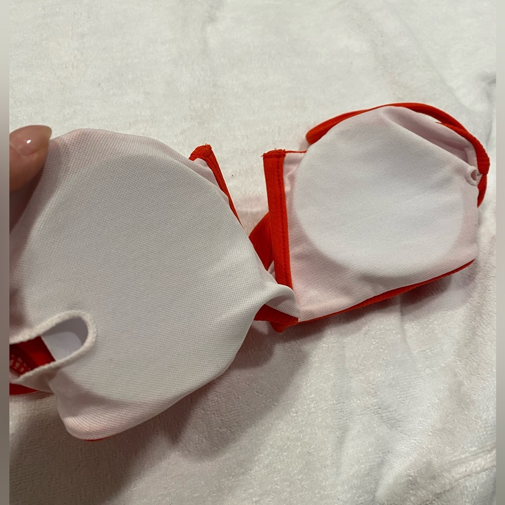 Two Bikini Tops Bundle - Picture 4 of 8